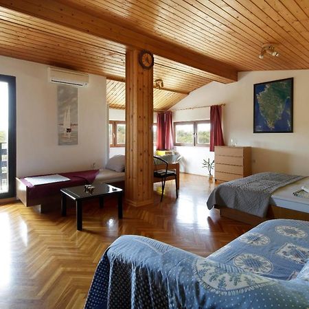Apartments Natali Rovinj Luaran gambar
