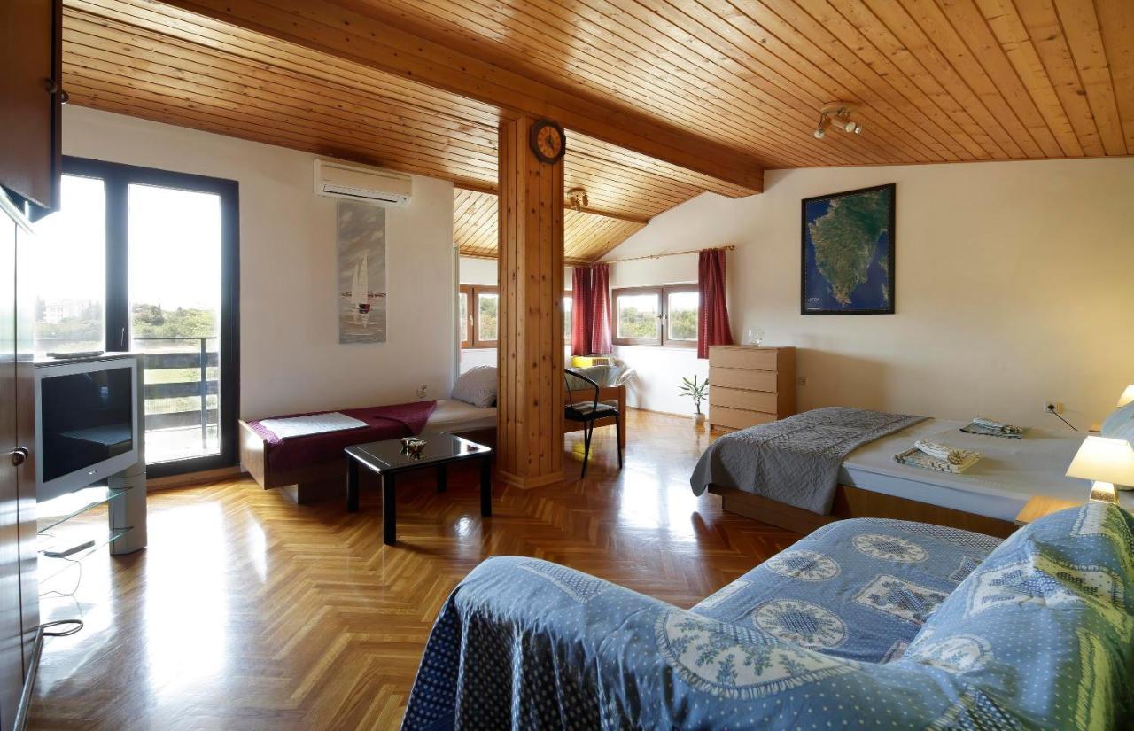Apartments Natali Rovinj Luaran gambar
