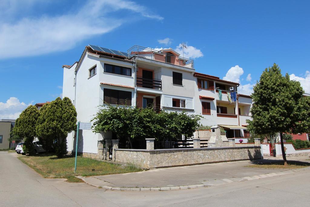 Apartments Natali Rovinj Luaran gambar