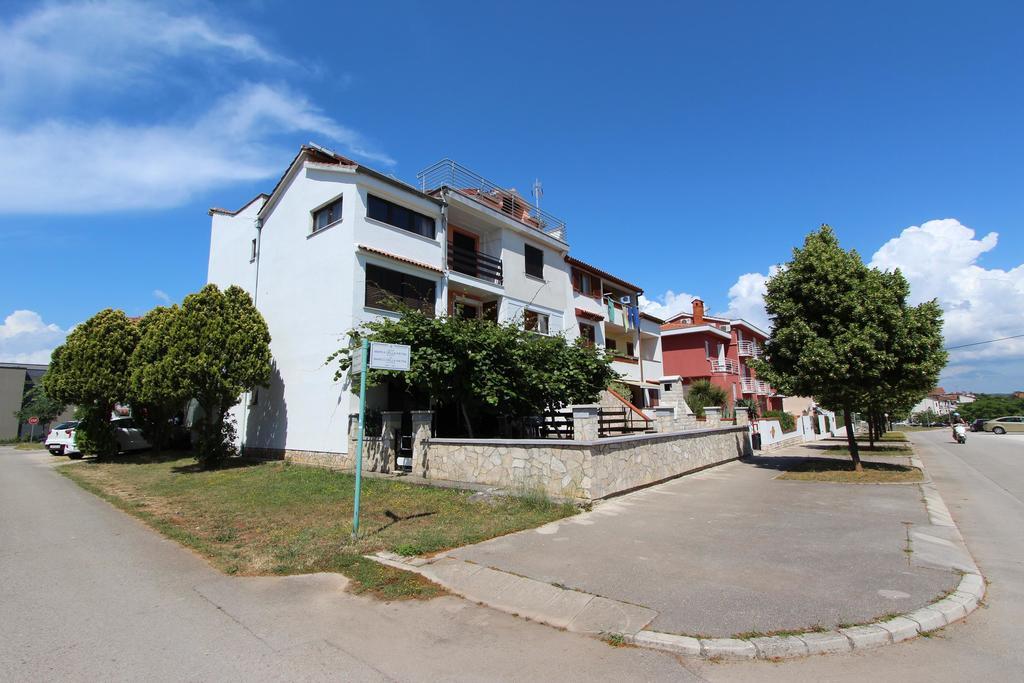 Apartments Natali Rovinj Luaran gambar